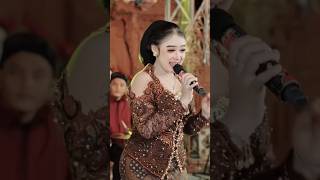 Nganggur || Niken Salindry #shorts #dangdut #dangdutkoplo