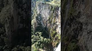 saltos livres na cachoeira do Avencal em Urubici,sc