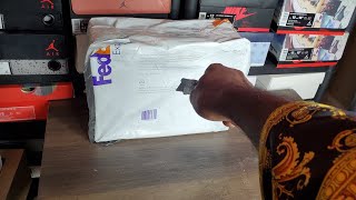 Unboxing Jordans Fresh Off Transport Cross Da Water!!! Pacc Mofo in