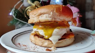 Cheese Burger || Easy Burger recipe || Aloo tikki burger || Homemade snacks #shorts #foodshorts