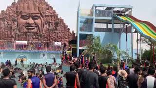 People enjoying to their most in Nilansh Water Park.