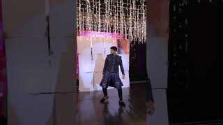 Groom Special Solo Performance for Bride | Romance like SRK | Sangeet & Wedding Choreography