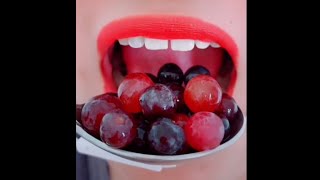 ASMR Grapes Eating Sound #shorts (เสียงกินองุ่น) Mukbang Satisfying Video