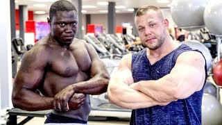 Wird John Profi Bodybuilder? Adolfs Formcheck