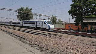 22478 SVDK NDLS VANDE BHARAT CROSSING RAJPURA JUNCTION