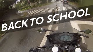 Yamaha YZF R-125 Ride To School