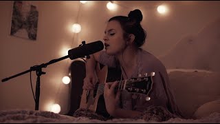 Tayler Buono - Screen (bedroom session)