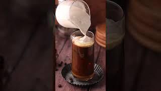 Easy Salted Caramel Cream Cold Brew Recipe - Recipe link in description