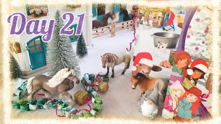 Schleich 2021 Horse Club & Farm World Advent Calendar Unboxing || Day 21 || Schleich Christmas ||