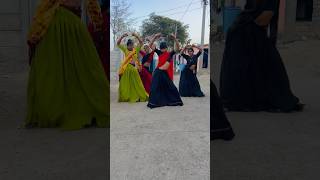 Gully girls ka huk step dance Gulabi sari song |#youtubeshorts #dance #udaysingh