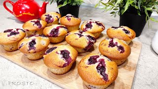 Маффины с вишней. Кексы с вишней. Это Prosto. Muffins with cherries