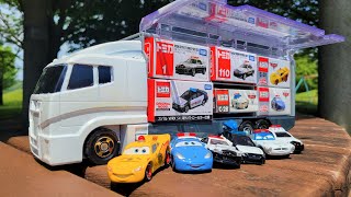 Emergency Vehicle Police Car And Minicar Storage Truck | Find a "Tomica Box" with the same pattern