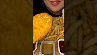 CRISPY CHICKEN NUGGETS #asmr #mcdonalds #food