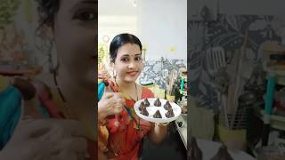 गॅस न पेटवता करूया जगातील सर्वात सोपे मोदक चॉकलेट मोदक #मोदक #modak #chocolatemodak #rasikascorner