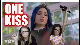 Sofia Carson, Dove Cameron, China Anne McClain - One Kiss (From "Descendants 3") REVIEW ! ! !