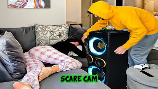 BEST SCARE CAM Priceless Reactions 2024😈#11 | Funny Videos TikTok🤣🤣 | CoCo Scare Cam |