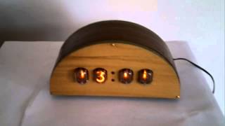 Retro Style II Nixie Clock.mp4