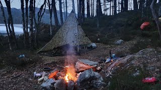 Wild Camping - Fishing - Wood carving - Bushcraft pot hanger - Cooking.