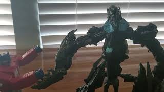 Optimus prime vs Megatron and fallen/fallen death