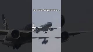 Mom Help me theres a 💀💀#aviation #meme #edit #jokes #avgeeks #747 #plane #roblox