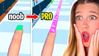 LAS UÑAS MÁS LARGAS DEL MUNDO en SIMULADOR DIFÍCIL! #2 💅🏻 NOOB vs PRO vs HACKER en Nail Long Stack 😱