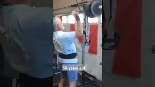 45kg/100lbs x 5 push press