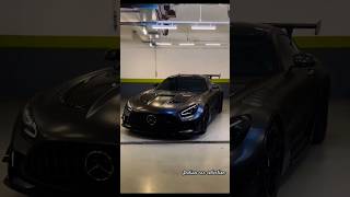 Mercedes-AMG GT Black Series: A Closer Look / Mercedes-AMG GT Black Series Beast