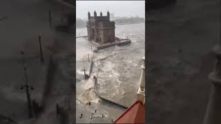 #Cyclone Tauktae clashes Mumbai Coast