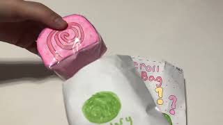 Opening cake roll paper blind bag