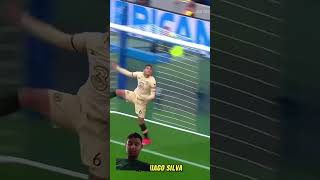 The Art Of Defending 🥶🔥| #trending #popular #ronaldo #football #viralvideo