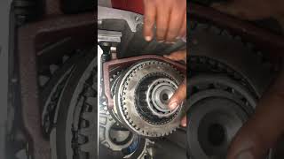 Fork assembly in gearbox !! #mechanicindia #shortvideo #automobile