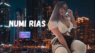 Numi Rias biography | American plus size models | instagram star | curvy plus size model | wiki