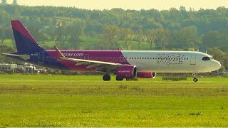 BIRDSTRIKE / REJECTED TAKEOFF!!! Wizz Air A321neo at Krakow Balice Airport KRK/EPKK