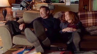 Gillian Anderson & David Duchovny -  Gillovny / Sofology (fanvideo)