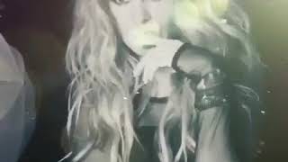 Paulina Rubio - Reina de Oro