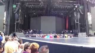 Madonnna - Turn Up The Radio / Small Talk / American Life snippet (Soundcheck MDNA Brussels)