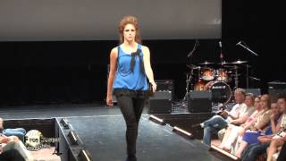 F for Fashion modeshow - 18 augustus 2012 - Aftermovie