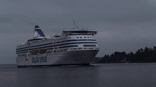 Silja Line, Tallink and Viking Line passing Lidingö.