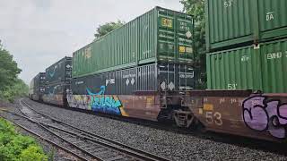 NS intermodal train heads through Piscataway NJ