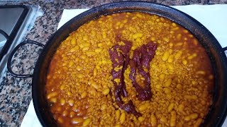 EMPEDRADO O ARROZ CON HABICHUELAS.