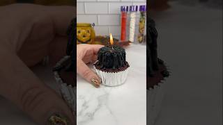 Candle cupcakes 🕯️🧁🖤 #cakedbyrach #halloween #cake #cakeart #cupcakes #cakeart #candle #shorts