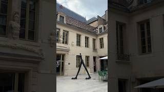 #france #travel #dijon #bourgogne « Cour Bareuzai »