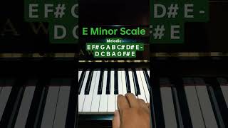 E minor scale (Melodic) - Piano Tutorial