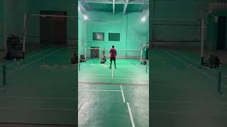 How To Hit Smash In Badminton 🏸 | Smash In Badminton | #sports #badminton #smash #shorts #viral