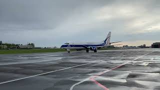 Boeing 737 400, грузовичок, Cargolojic Germany, руление.