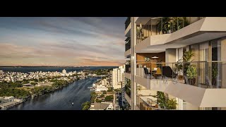 BALCONY CANAL RESIDENCE