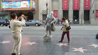 11-16-07 Silver man in Hollywood