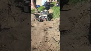 Jeep Cherokee climbing #axial #jeep #jeepcherokee #offroad #axialscx10ii #rc #crawler #rccar #trial