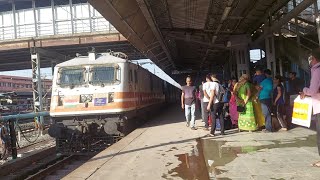 First Run With LHB 19260-Bhavnagar Terminus-Kochuveli Express Arriving Ahmedabad Junction #railway