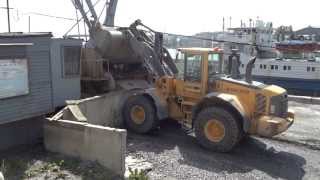 Volvo L120E loading gravel to underground storage